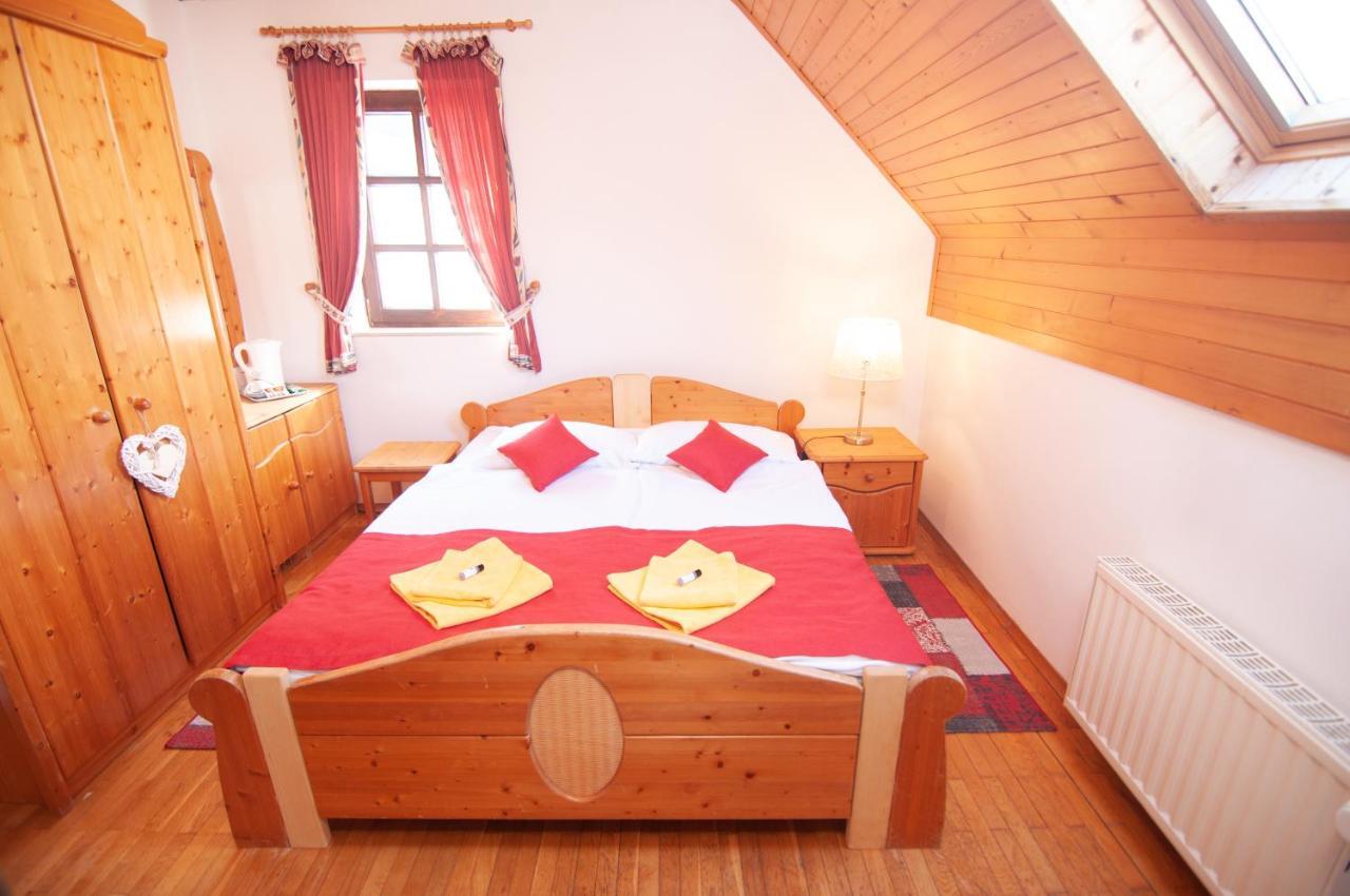 Guest House Vila Korosec Бовец Екстериор снимка