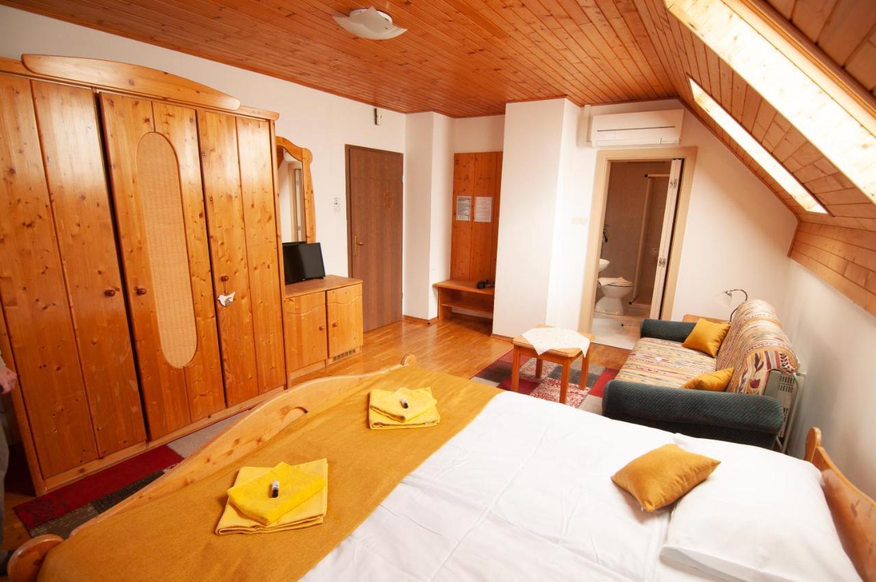 Guest House Vila Korosec Бовец Екстериор снимка