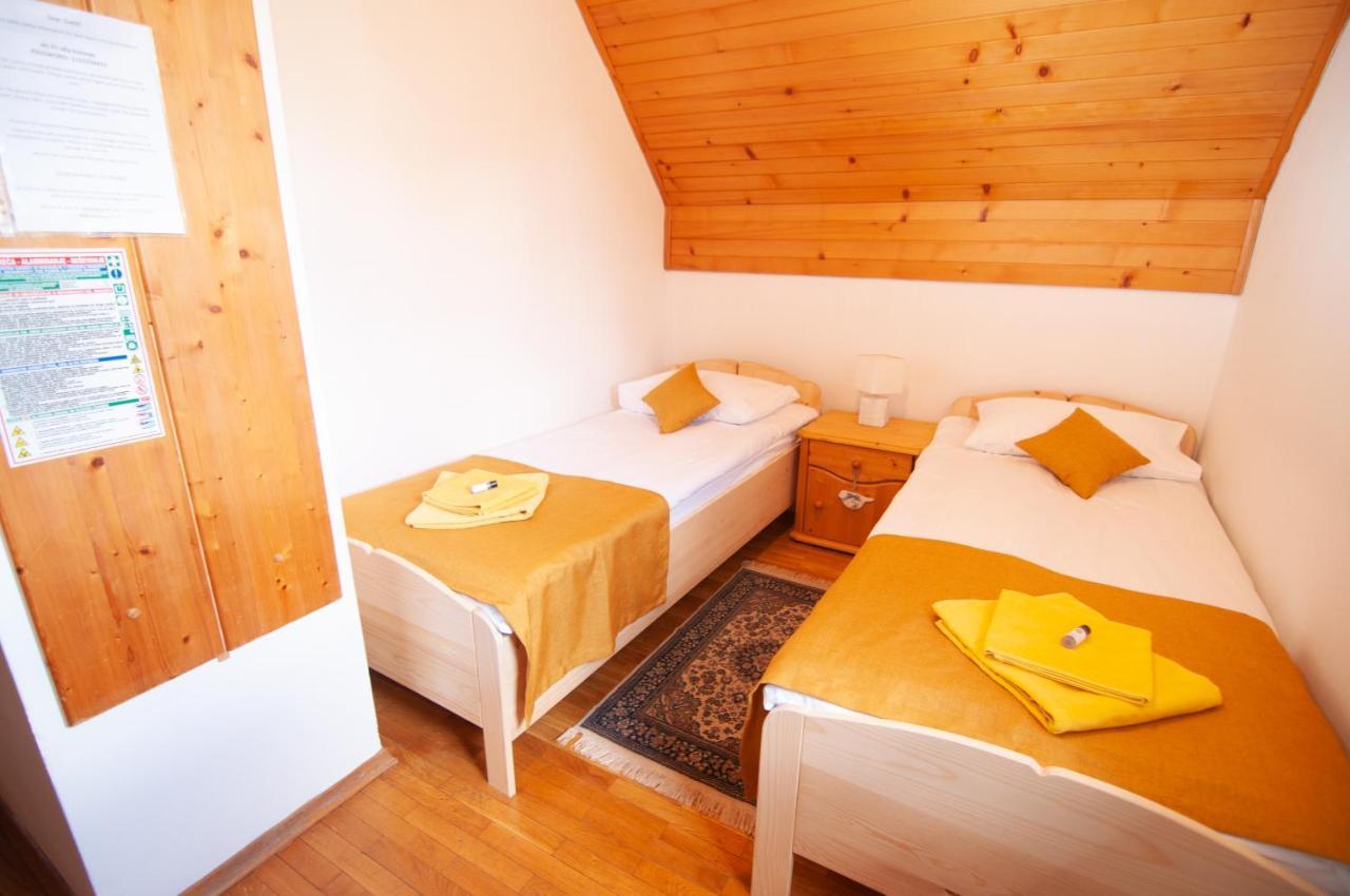 Guest House Vila Korosec Бовец Екстериор снимка