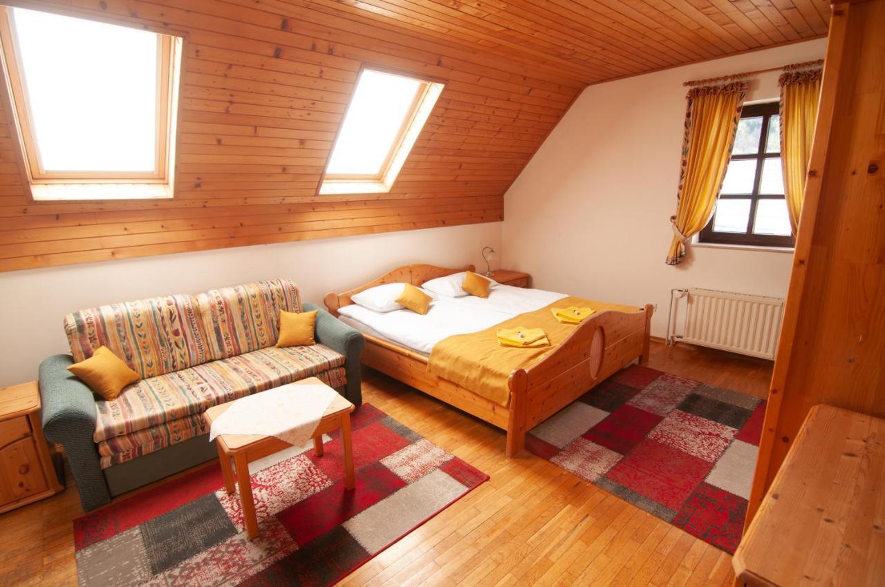 Guest House Vila Korosec Бовец Екстериор снимка