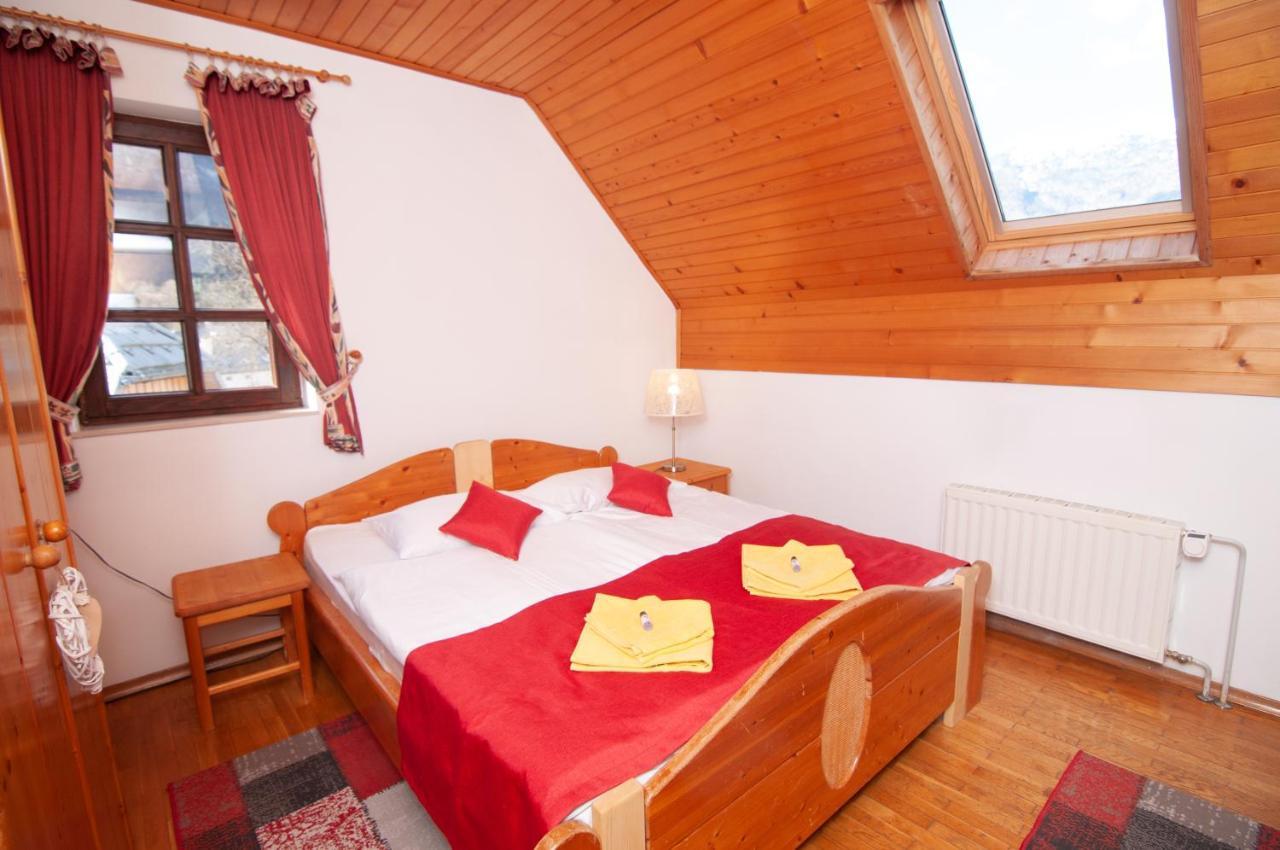 Guest House Vila Korosec Бовец Екстериор снимка