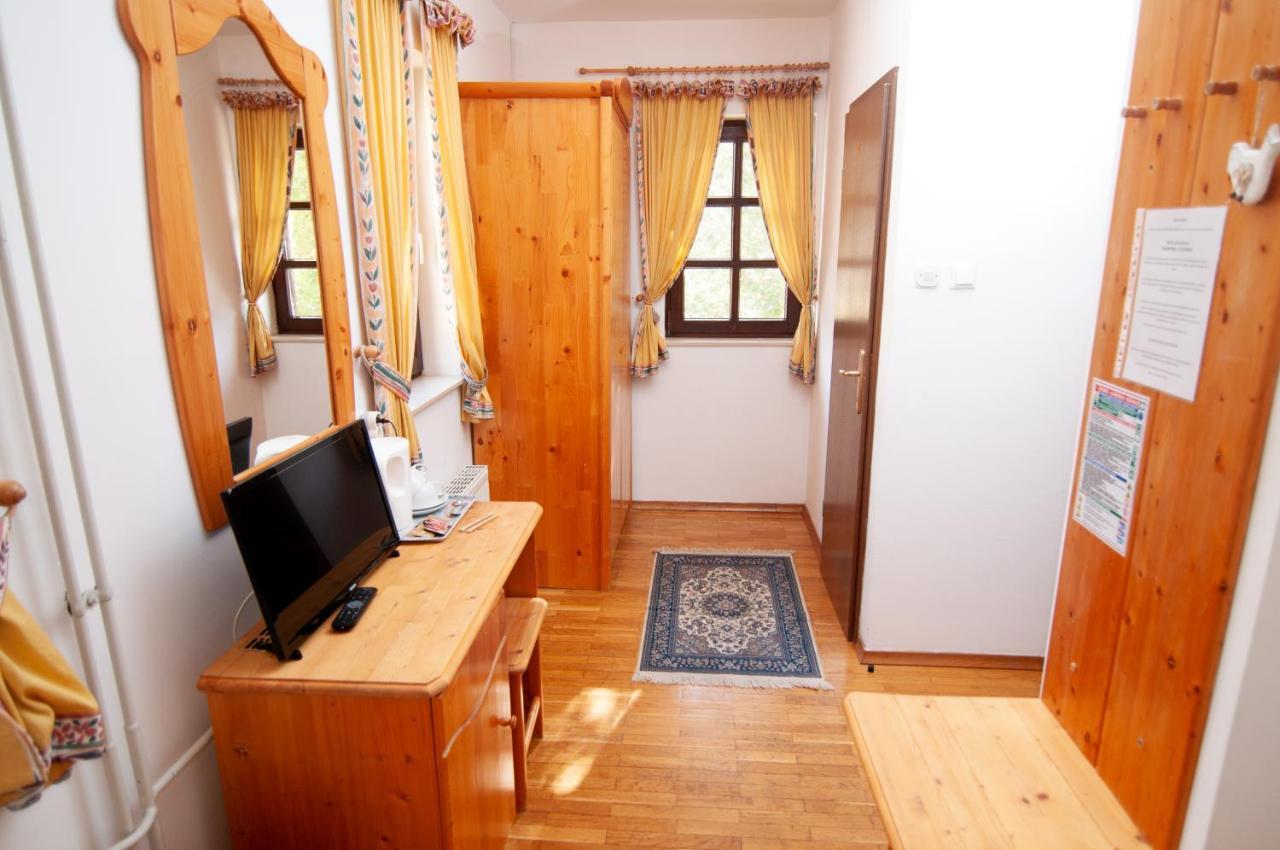 Guest House Vila Korosec Бовец Екстериор снимка